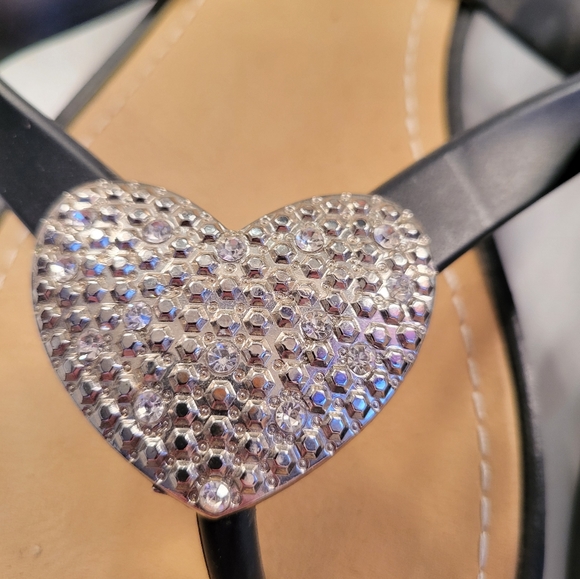 Rhinestone flip flops - Picture 3 of 4